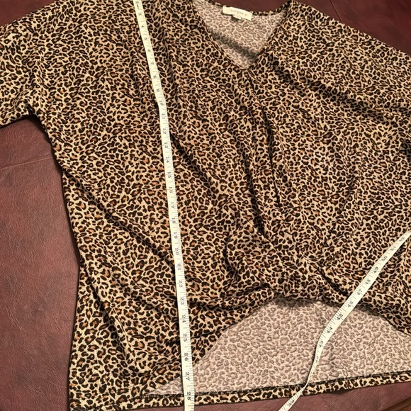 Umgee Animal-Print V-Neck Top w/ Front Gathering - Picture 12 of 12
